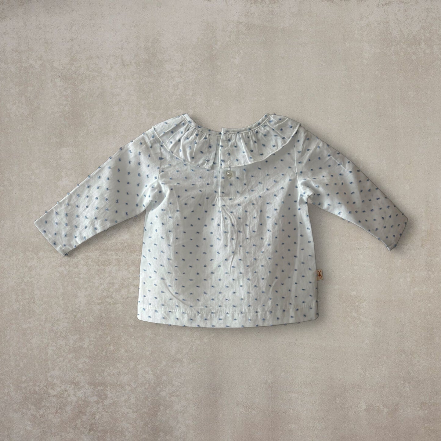 Camisa de Muselina Plumeti con Cuello Volante (Gola)