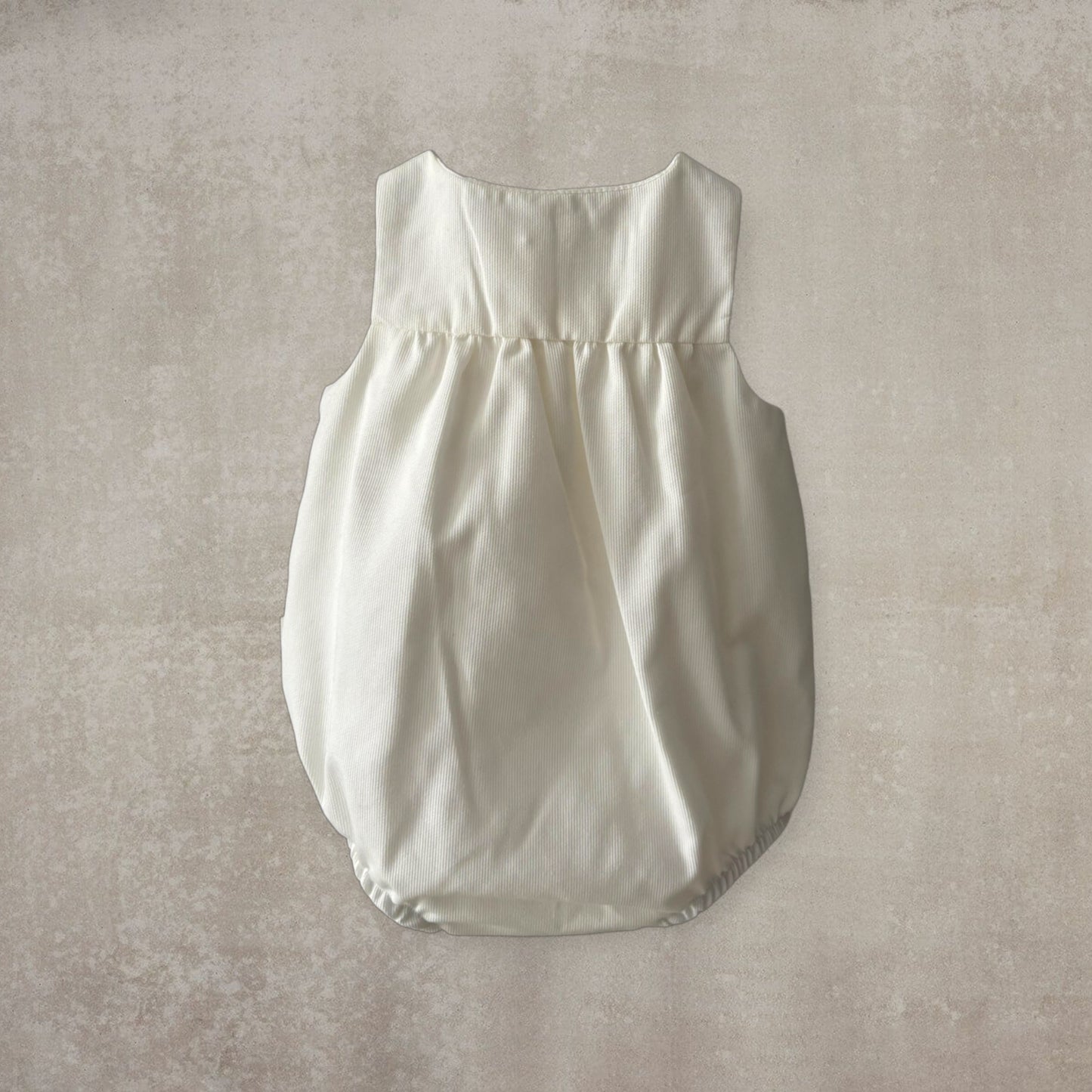 Ranita sin mangas. Piqué Beige 100% Algodón