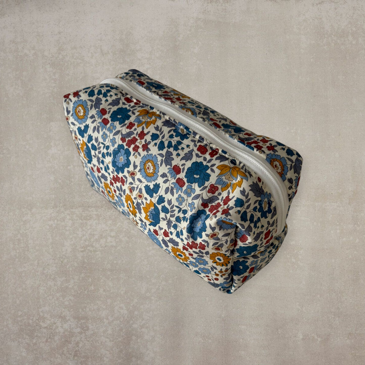Neceser estampado floral