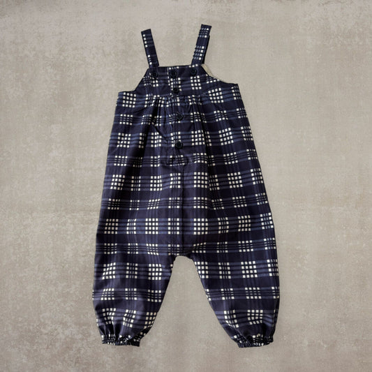 Peto con tirantes. Azul